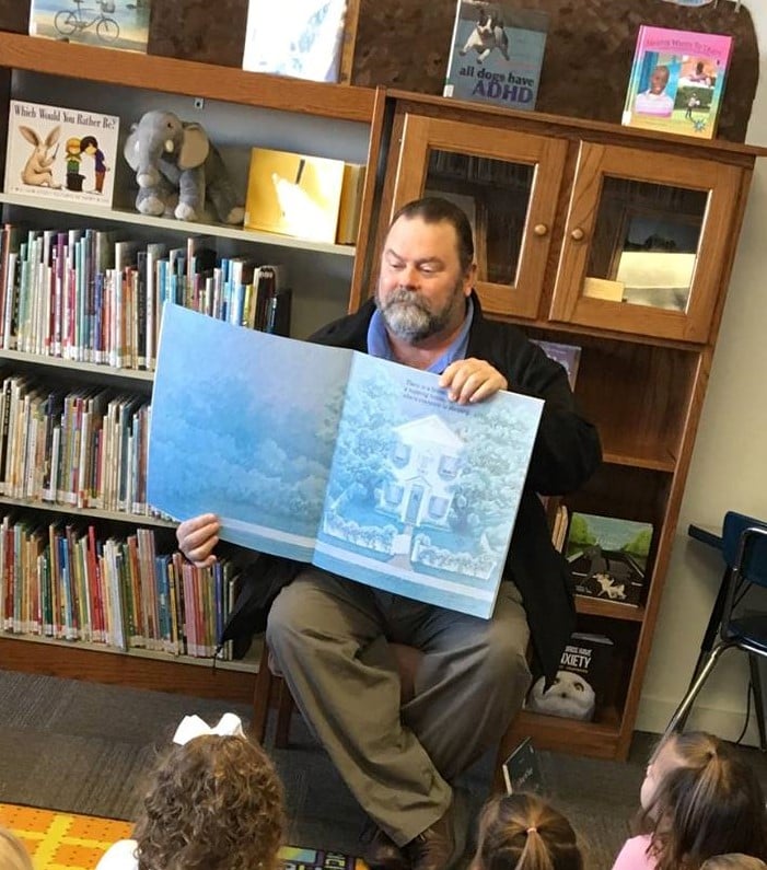 Mayor Mack reading at the Silver Lake Library